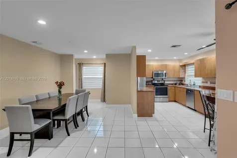 7817 Sunflower Drive Margate FL 33063