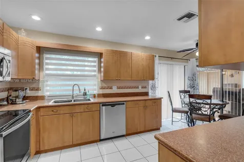 7817 Sunflower Drive Margate FL 33063