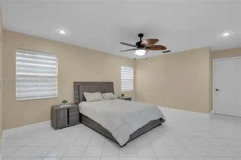 7817 Sunflower Drive Margate FL 33063