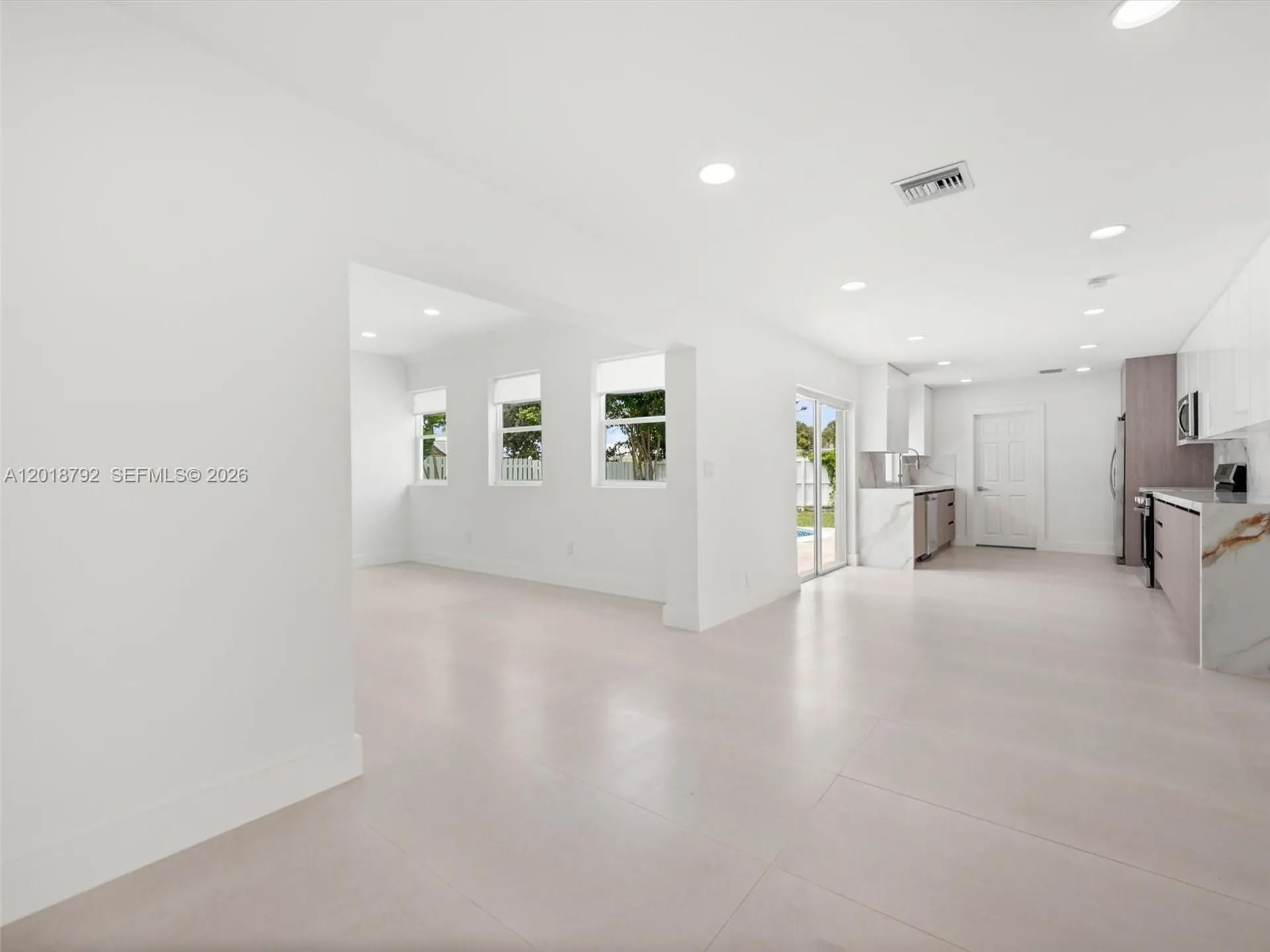 4211 NE 27th Avenue Lighthouse Point FL 33064