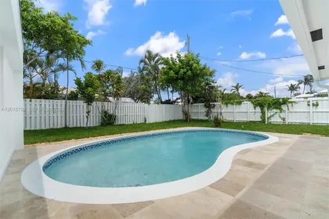4211 NE 27th Avenue Lighthouse Point FL 33064