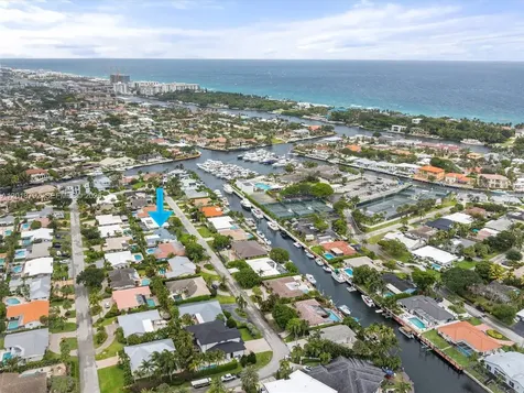4211 NE 27th Avenue Lighthouse Point FL 33064