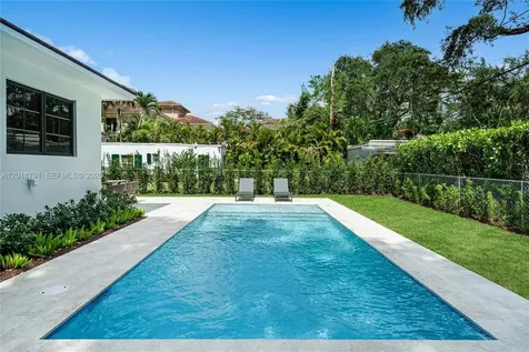 1037 Sevilla Avenue Coral Gables FL 33134