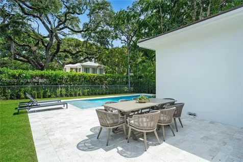 1037 Sevilla Avenue Coral Gables FL 33134