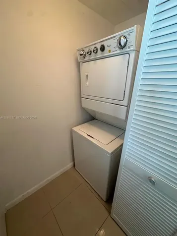 244 Biscayne Boulevard Miami FL 33132