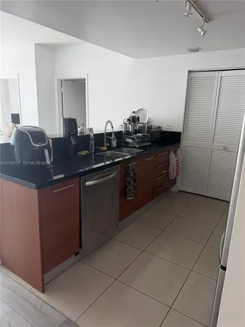 244 Biscayne Boulevard Miami FL 33132