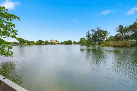 4621 SW 31st Drive West Park FL 33023