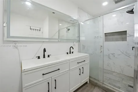 4621 SW 31st Drive West Park FL 33023
