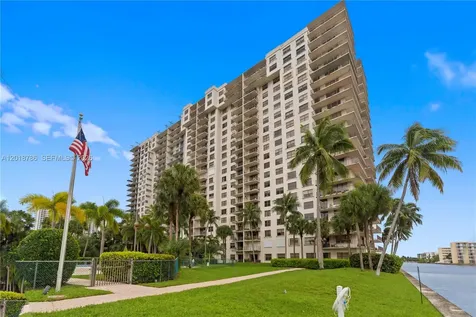 18151 NE 31st Court Aventura FL 33160