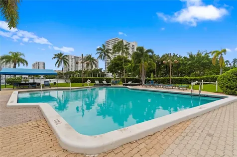 18151 NE 31st Court Aventura FL 33160