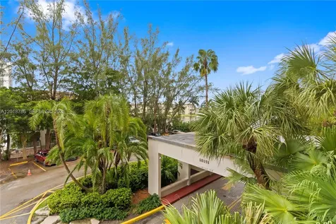 18151 NE 31st Court Aventura FL 33160
