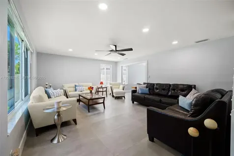 13910 Monticello Street Davie FL 33325