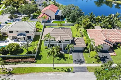 13910 Monticello Street Davie FL 33325