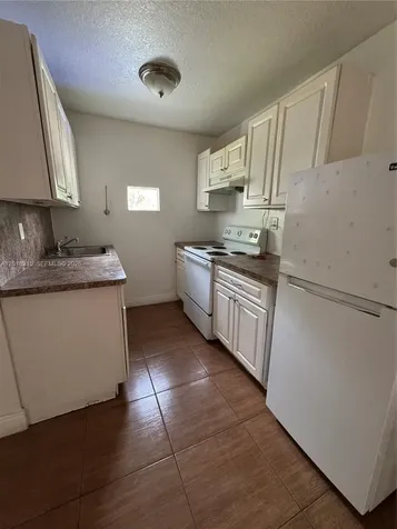 410 N 58th Avenue Hollywood FL 33021