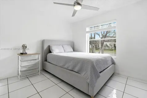 628 Stanton Drive Weston FL 33326