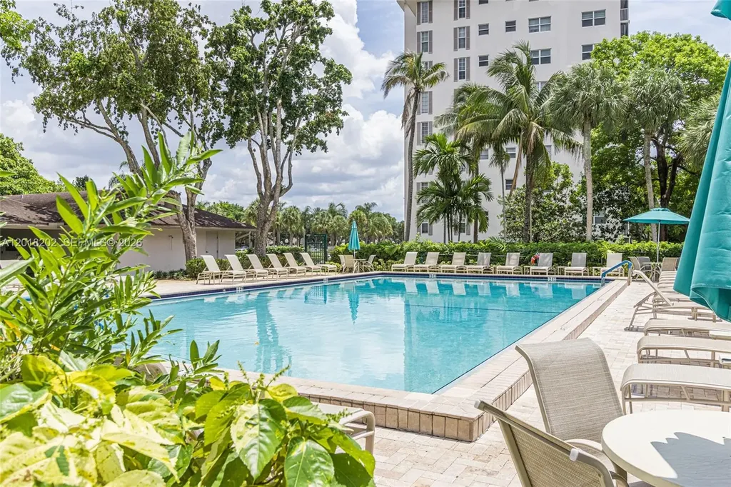 3250 N Palm Aire Drive Pompano Beach FL 33069