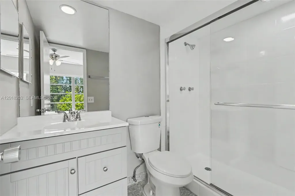 3250 N Palm Aire Drive Pompano Beach FL 33069