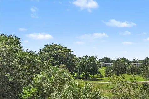 3250 N Palm Aire Drive Pompano Beach FL 33069