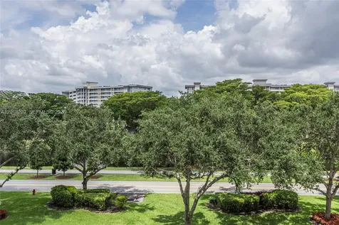 3250 N Palm Aire Drive Pompano Beach FL 33069