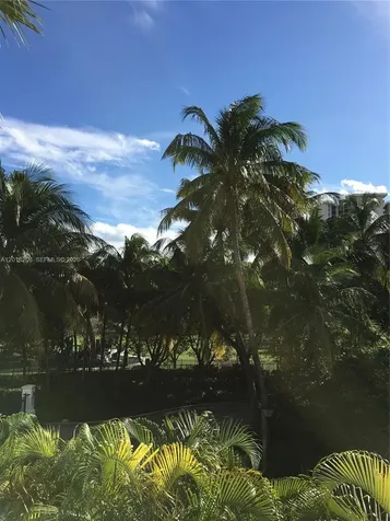 Aventura FL 33160