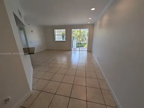 Aventura FL 33160