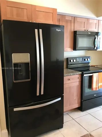 Aventura FL 33160