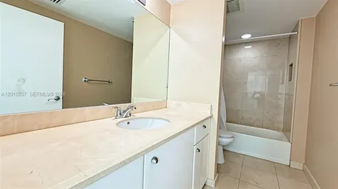 19400 Turnberry Way Aventura FL 33180