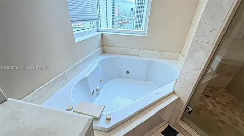 19400 Turnberry Way Aventura FL 33180
