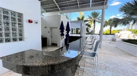 19400 Turnberry Way Aventura FL 33180