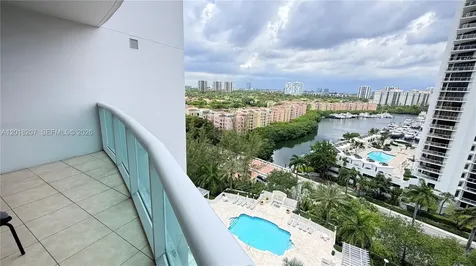 19400 Turnberry Way Aventura FL 33180