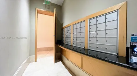 19400 Turnberry Way Aventura FL 33180