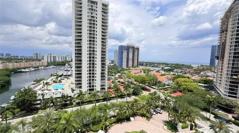 19400 Turnberry Way Aventura FL 33180
