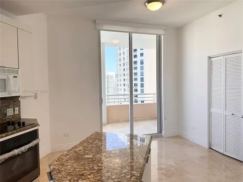 808 Brickell Key Drive Miami FL 33131