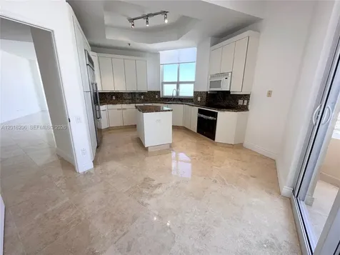 808 Brickell Key Drive Miami FL 33131