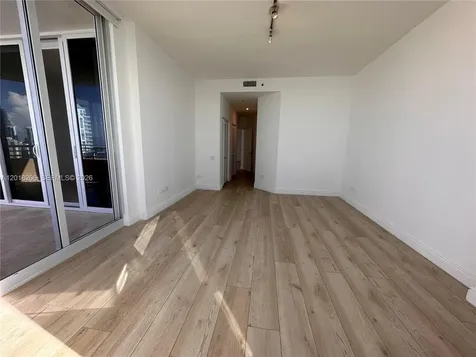 808 Brickell Key Drive Miami FL 33131