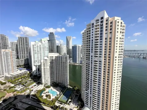 808 Brickell Key Drive Miami FL 33131