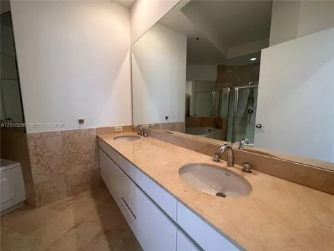 808 Brickell Key Drive Miami FL 33131