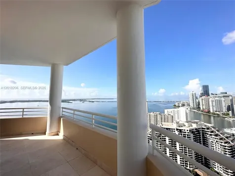 808 Brickell Key Drive Miami FL 33131