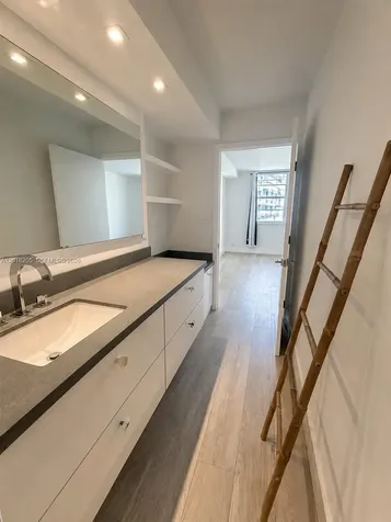 5 Island Avenue Miami Beach FL 33139