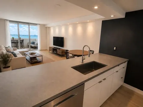 5 Island Avenue Miami Beach FL 33139