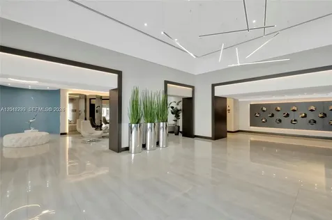 16425 Collins Avenue Sunny Isles Beach FL 33160