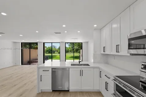 3737 Alcantara Avenue Doral FL 33178