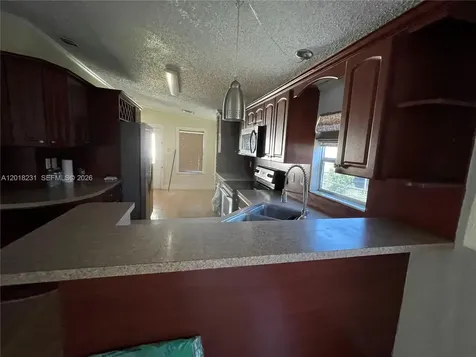 19800 SW 180th Ave Unit 394 Miami FL 33187