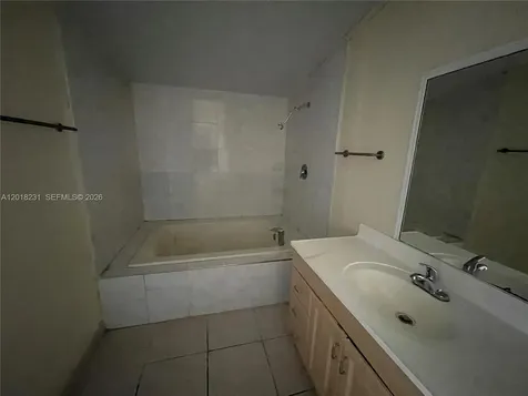 19800 SW 180th Ave Unit 394 Miami FL 33187