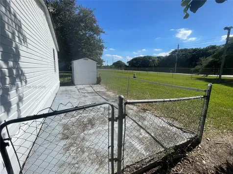 19800 SW 180th Ave Unit 394 Miami FL 33187