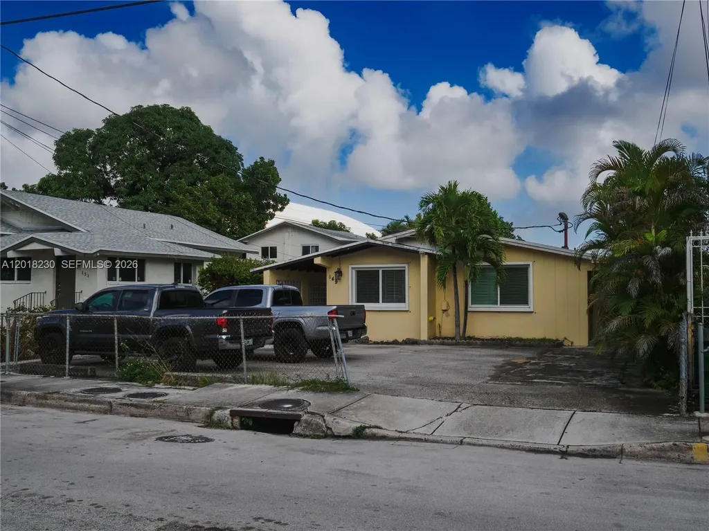 149 NW 17th Place Miami FL 33125