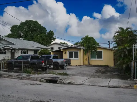 149 NW 17th Place Miami FL 33125