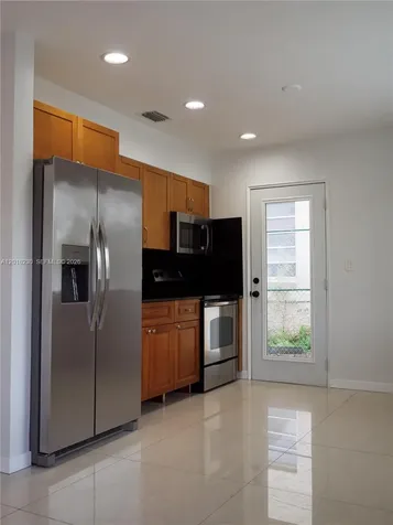 149 NW 17th Place Miami FL 33125