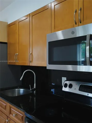 149 NW 17th Place Miami FL 33125