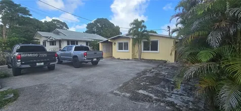 149 NW 17th Place Miami FL 33125
